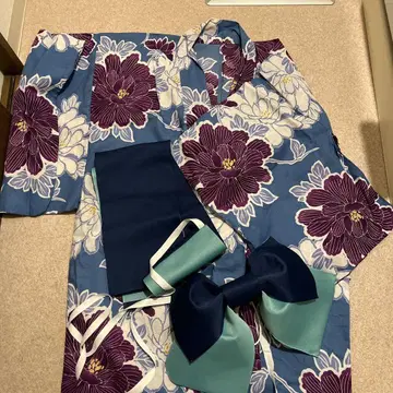 유카타 파랑 보라색 꽃무늬