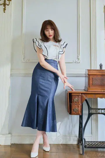 Herlipto Mermaid Denim Effect Skirt 새상품