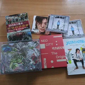 NCT UNIVERSE & 공식 북 세트