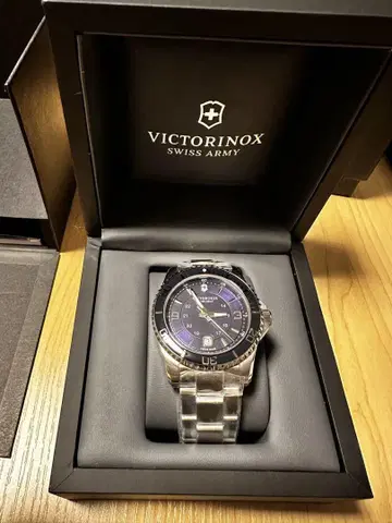 Victorinox 다이버 워치 파랑