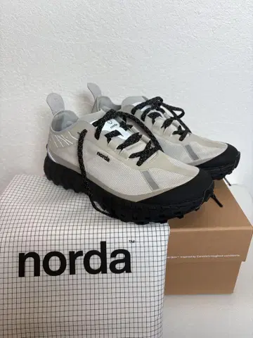 노르다 Norda 트레일 러닝화 Norda001-M 26.5cm 신다