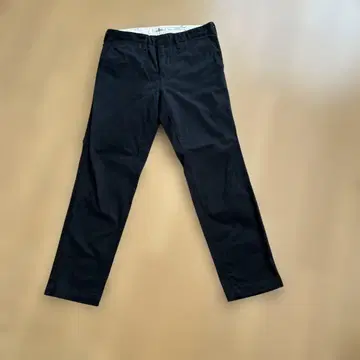 JAPAN BLUE JEANS (재팬 블루 진) 치노 팬츠 블랙