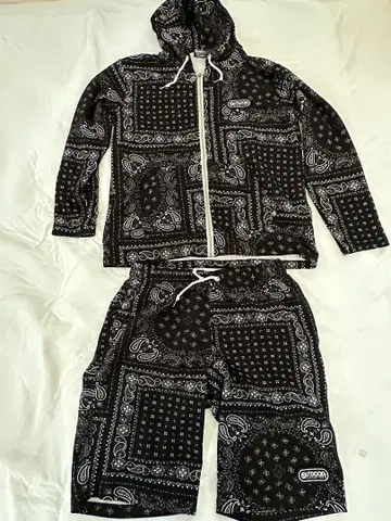 OUTDOOR 반다나 패턴 룸웨어 상하의 세트 사이즈 LL