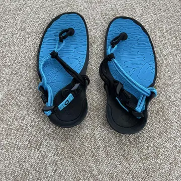 새상품급 제로 슈즈 XEROSHOES 샌들