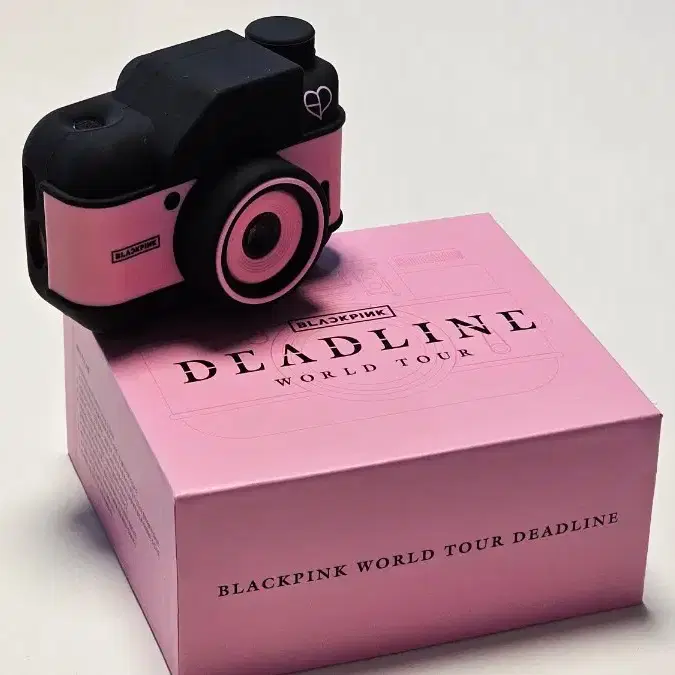 BLACKPINK | 블랙핑크 Blackpink MD Mini Camera on Bunjang Global Site.