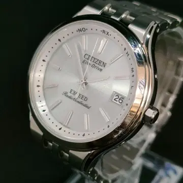 새상품급 CITIZEN 시티즌 엑시드 화이트 전파 솔라 손목시계 남성용