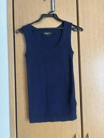 새상품급 폴카 니트탑 사이즈 S