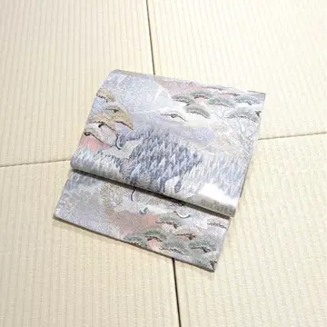 화려한 후쿠로 오비
