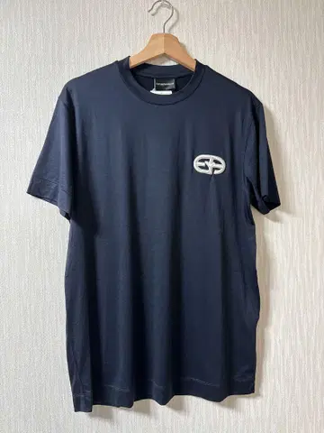 새상품 엠포리오 아르마니 EMPORIO ARMANI 블랙 티셔츠