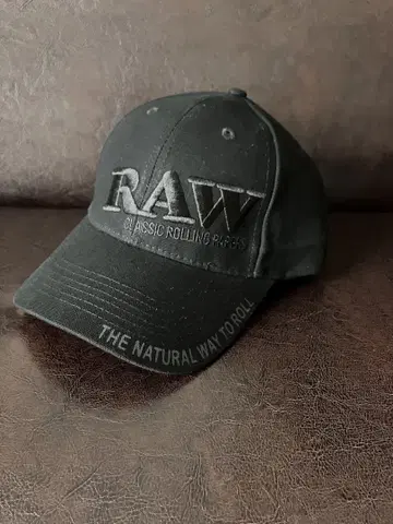 새상품 RAW 2025 기믹 캡