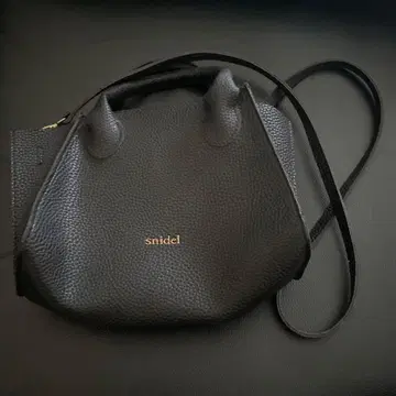 snidel 블랙 가죽 숄더백