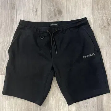 PHATRNK 블랙 숏 팬츠