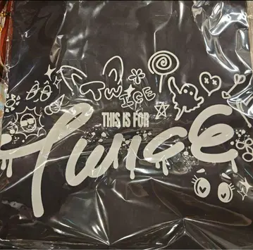 TWICE 팝업 토트백