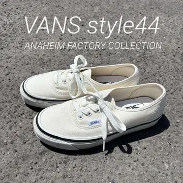 VANS 애너하임 오센틱 style44 화이트 23cm