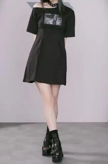 EATME 초커 미니 원피스