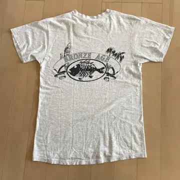 초레어! Vintage90s! BRONZE AGE 서클 스컬 피쉬 T