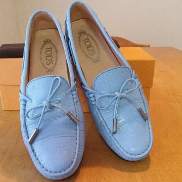TOD'S 로퍼 라이트 블루 리본 포함 38