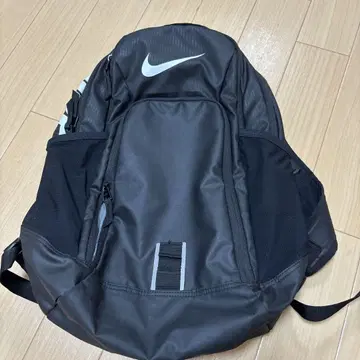 Nike 블랙 럭색/백팩