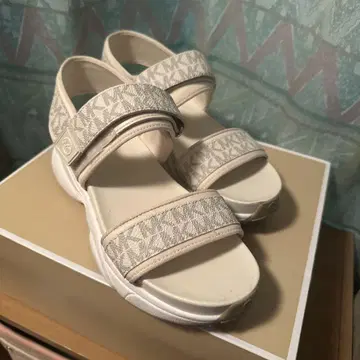 MICHEAL KORS 샌들 새상품급