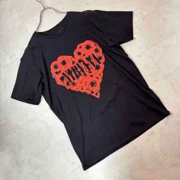 너바나 NIRVANA Poppy Heart 티셔츠 콜라보