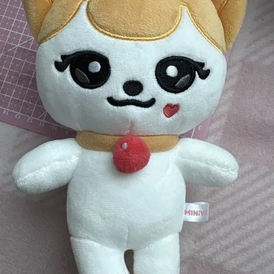 IVE | 아이브 2.8) Ive Miniz Cheese Doll on Bunjang Global Site.