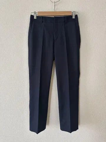 새상품급 UNITED ARROWS 코튼 마 혼방 9부 팬츠 네이비