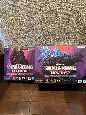 S.H. MonsterArts 고질라 x 콩 피규어