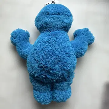KAWS 세서미 스트릿 봉제 인형 본체 유니클로