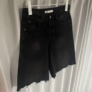 자라 데미 데님 쇼트 팬츠