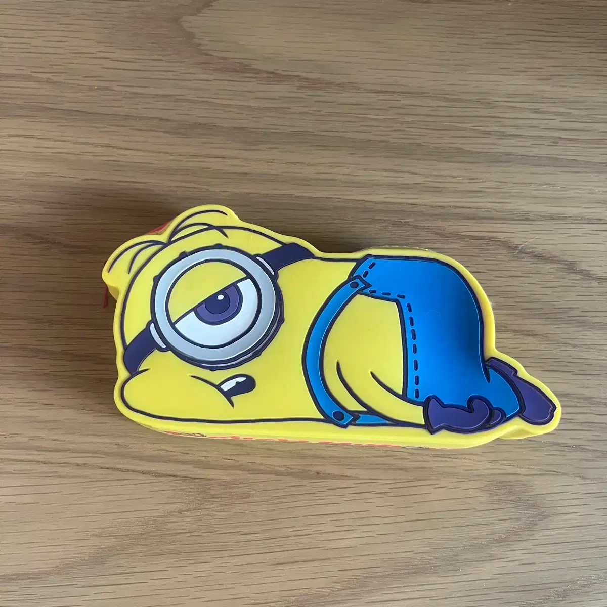 Universal Studios Japan USJ Minions Silicone Pouch