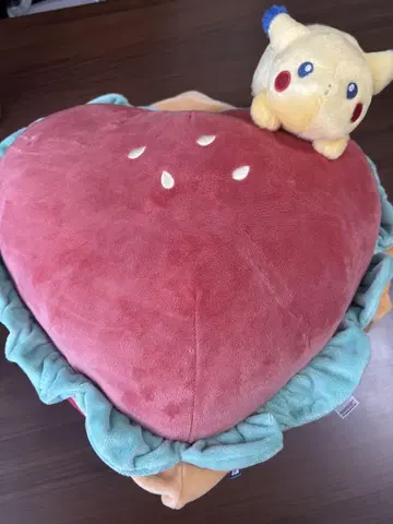쿠션 PIKACHU DINER