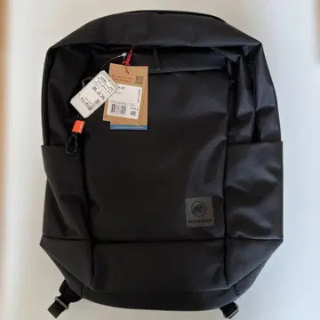 미사용 새상품 Mammut 블랙 백팩