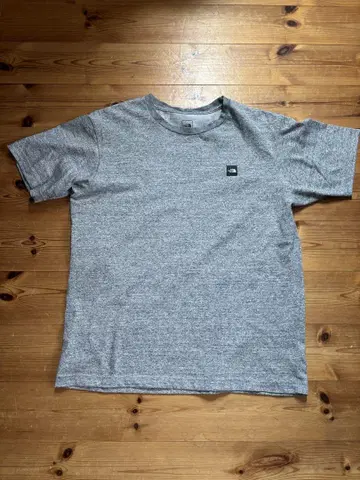 The North Face 그레이 티셔츠