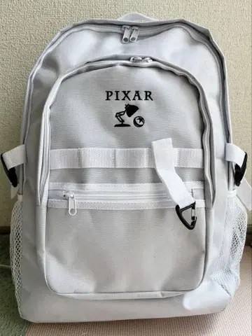 디즈니 PIXAR 백팩 26L 화이트