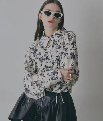 플라워 프린트 크롭 셔츠 긴팔