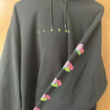 X LARGE 후드티 L 사이즈