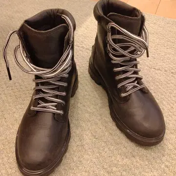 SOREL LENNOX LACE STKD WP 25.5CM 한 번만 착용