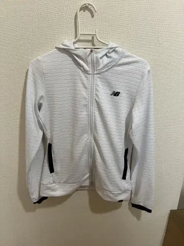 New Balance 후드 자켓 화이트