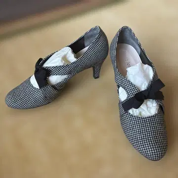 리본 힐 23.5cm