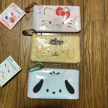 카라비너 파우치가 달린 쿨 타월 헬로키티, 폼폼푸딩, 포차코