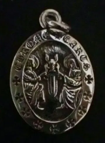 새상품 오벌 엔젤 메달 참 silver925