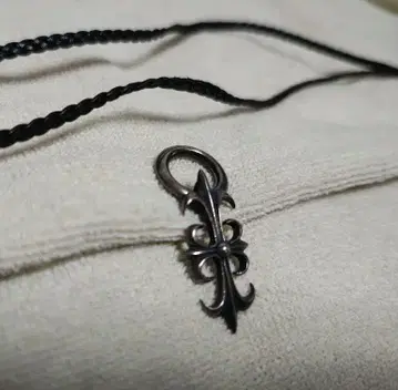 실버 925 꽃 모티브 천연 가죽 목걸이