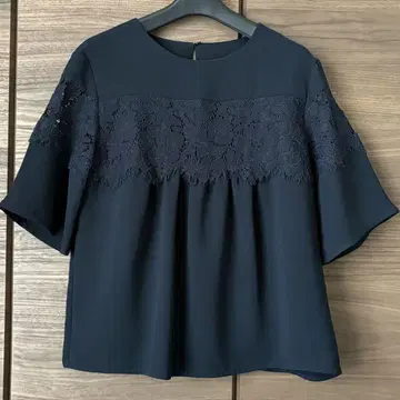 UNITED ARROWS 레이스 디자인 블라우스