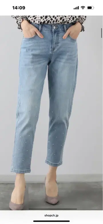 비즈 장식 라이트 블루 스트레이트 데님