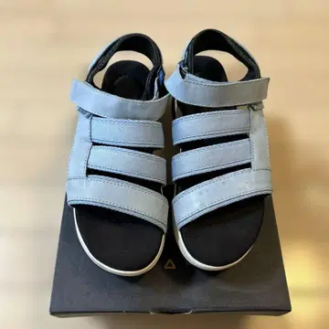 Teva 통굽 스포츠 샌들
