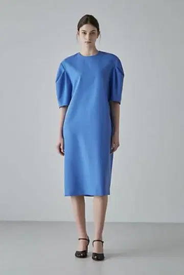 ADORE 어도어 파란색 원피스