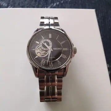 새상품급 SEIKO 프레시지