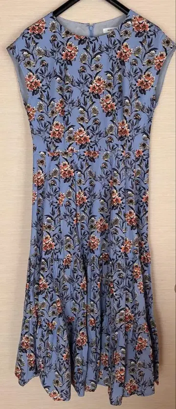 블루 셀레스트 꽃무늬 원피스 일본제 M 사이즈 기장 117cm