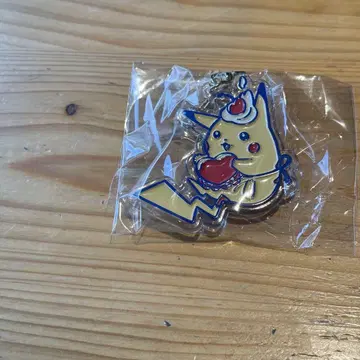 아크릴 키링 피카츄 다이너