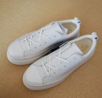 새상품 사이즈 23.0cm ecru 컨버스 쿠페 바토